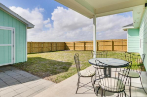 8 Mi to South Padre Island Coastal Retreat!